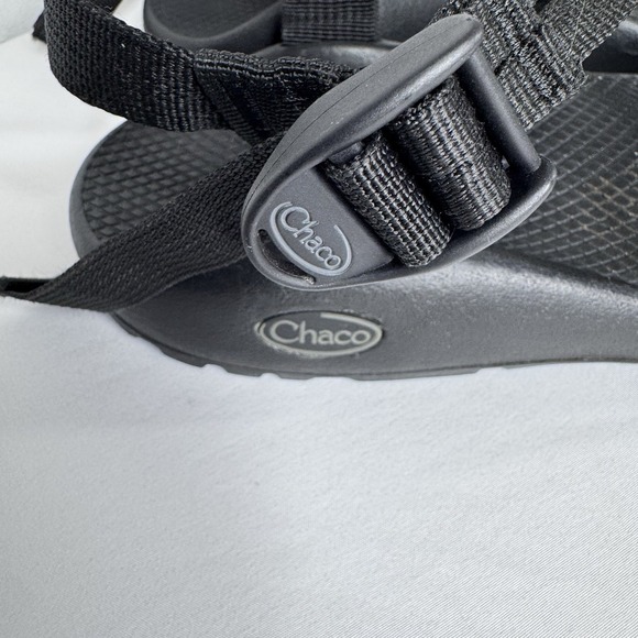 Chaco ZX2 Classic Black Sandals Womens 10 Hiking Trail Beach Comfort EXCELLENT - Picture 3 of 10